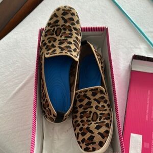 Me Too Leopard Print Slip-On Shoes